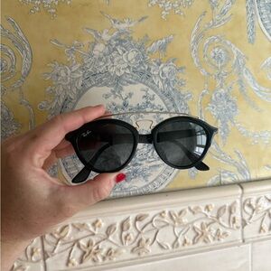 NWOT Ray-Ban Black Sunglasses